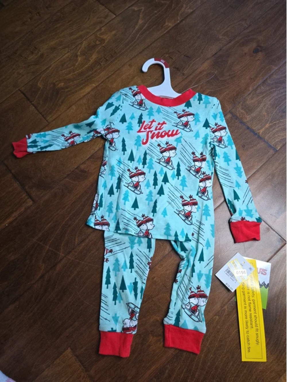 18m brand new snoopy, and charlie brown, christmas pajamas item, 156G6